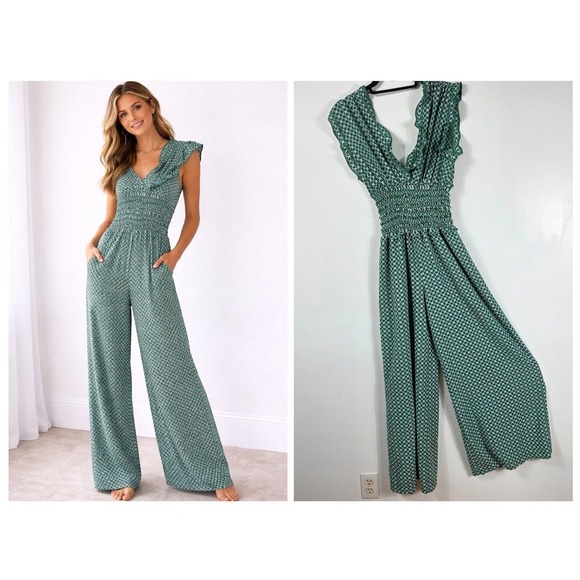 Max Studio Pants - Max Studio Jumpsuit Womens Small Green Geometric Floral Smocked Wide Leg Ruffle